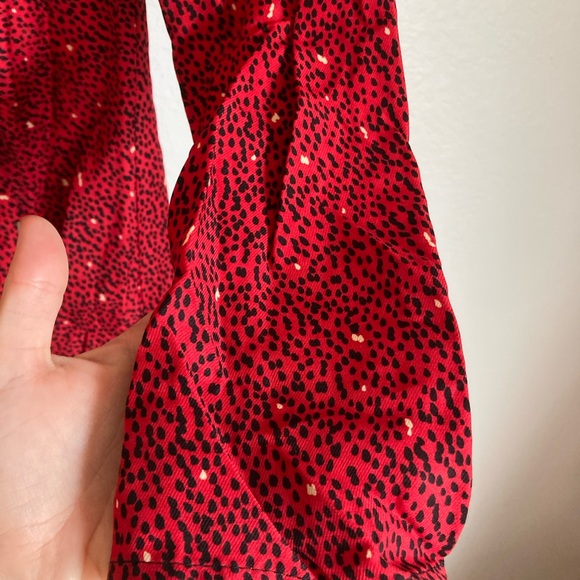 NWTS ZARA Dot Printed Ruched Deep V-Neck
Long Sleeve Mini Dress Red size (S) - Picture 8 of 10